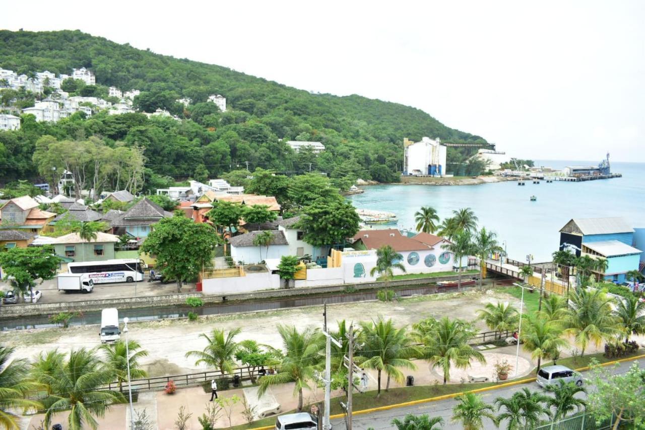 Ambleside & Turtle Beach Towers Ocho Rios Dış mekan fotoğraf